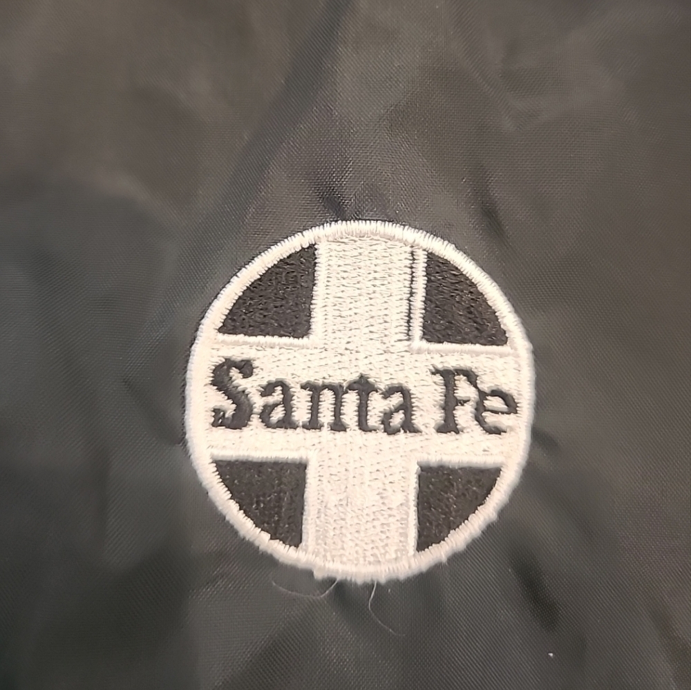 Pla-Jac by Dunbrooke Large 100% Nylon Made in USA Black Santa Fe Railroad - Picture 5 of 8